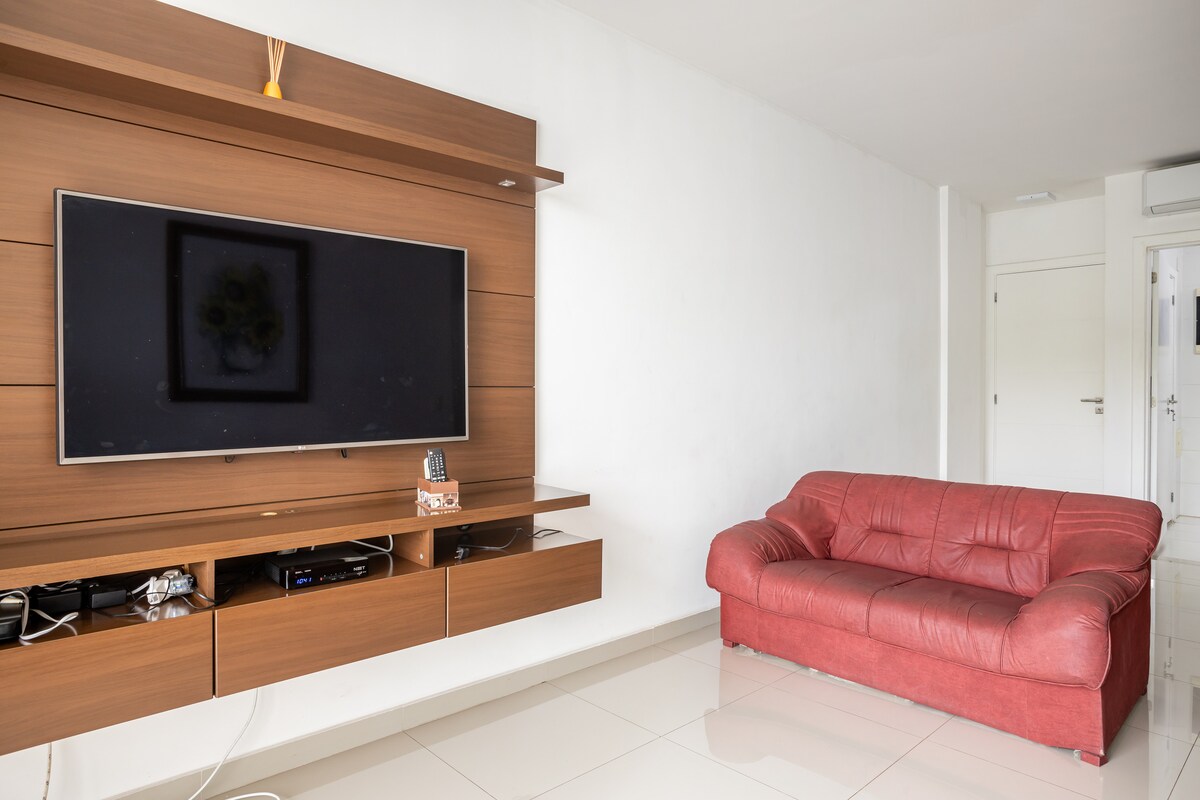 Popular Airbnb listing: Wonderful 03 bedrooms close to the beach. in Recreio Dos Bandeirantes