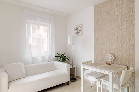 Top performing Airbnb: Balatonboglár/ Close to Free Strand with Platans in Fonyódi