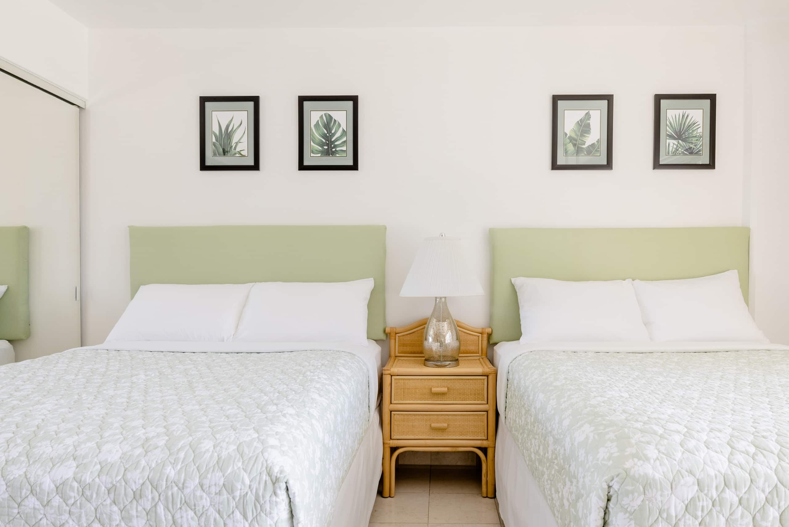 Condo in Honolulu · ★4.9 · 1 bedroom · 3 beds · 1 private bath - Image 12