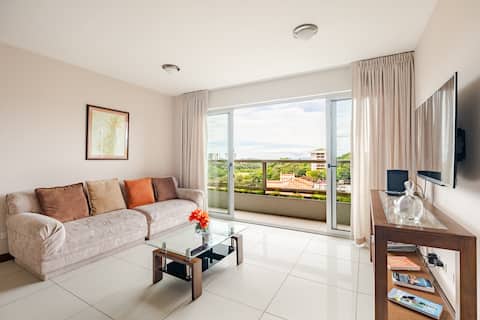 Super view and WiFi, 2 bedrooms, 2 bathrooms and 2 parking spaces