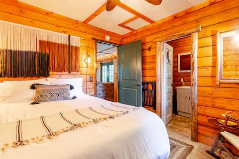 Happy Cabin