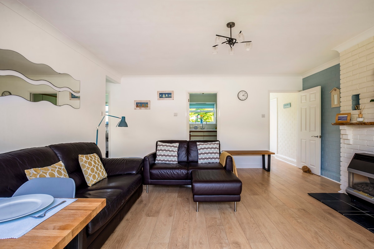 Erfolgreiche Airbnb-Immobilie: Beach Lodge on West Wittering Beach in West Wittering