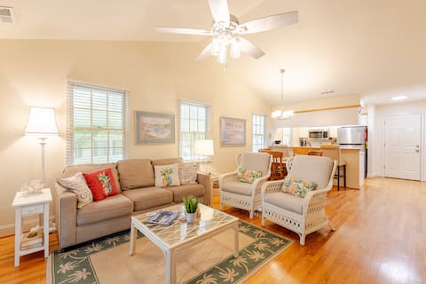 Top Airbnb: Holly’s Hideaway in Pawleys Island