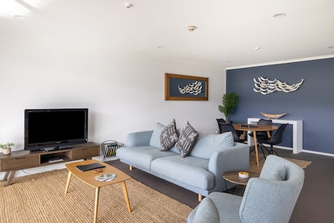 What a view! Located in the heart of Whitianga