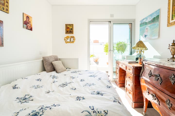 Во втората спална соба може да се сместат 2 лица