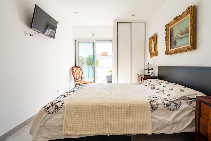 Главна спална соба со приватна бања 