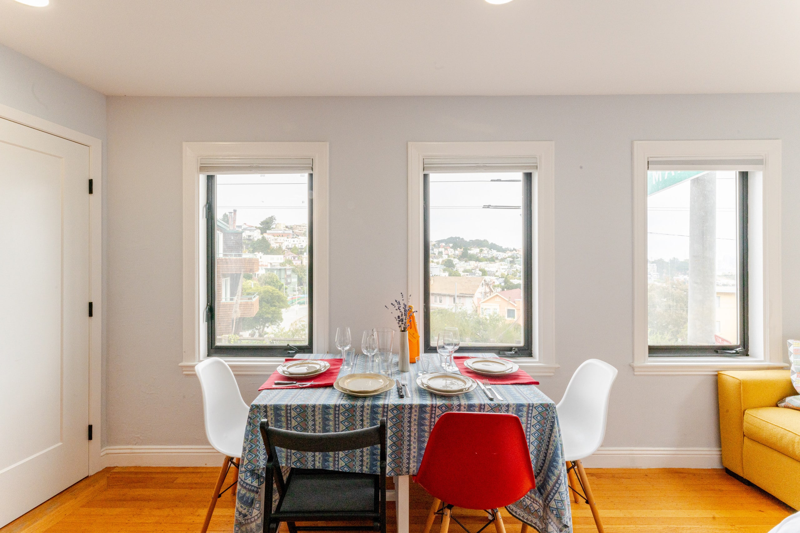 Home in San Francisco · ★4.92 · 1 bedroom · 3 beds · 1 bath - Image 5