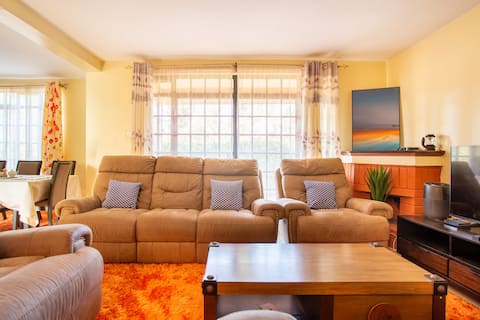 Stylish 3 bedroom house in a UN blue zone