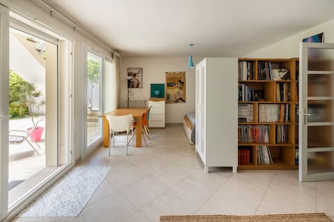 Top Airbnb: Beautiful accommodation on Parc near Versailles Paris à Le Chesnay Rocquencourt