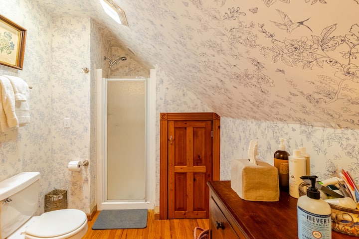 Last-minute Retreat Center Of C’town -1 Night Stay - Chestertown