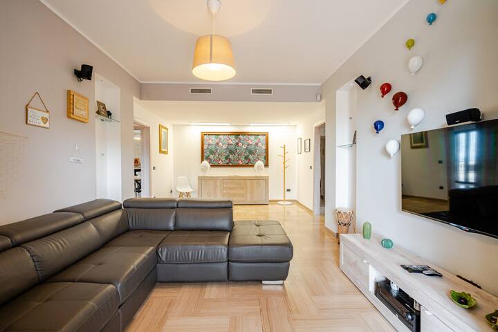 Massaroom: Villa strepitosa con vista mare gallery image 2