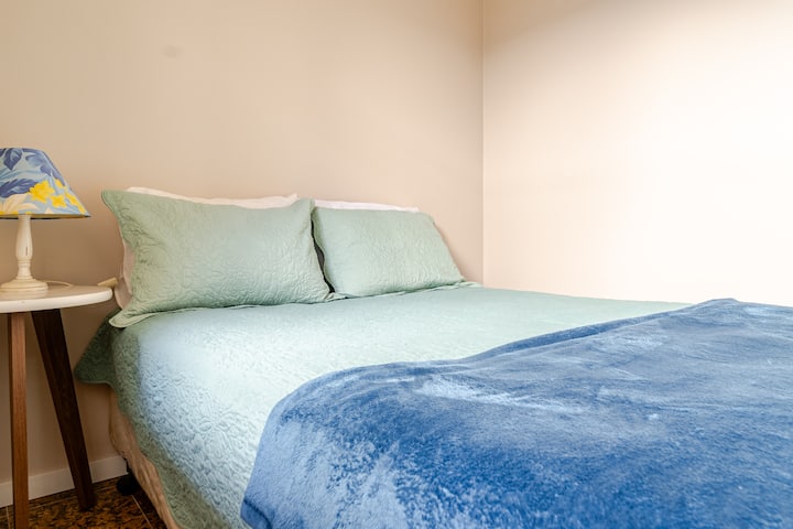 غرفة النوم 2