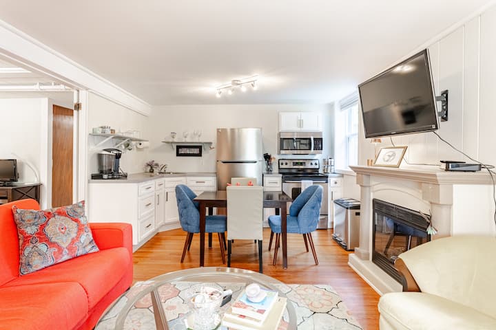 Hummingbird Suite In Southwest Halifax! - Halifax