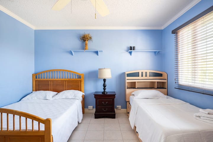 غرفة النوم 2