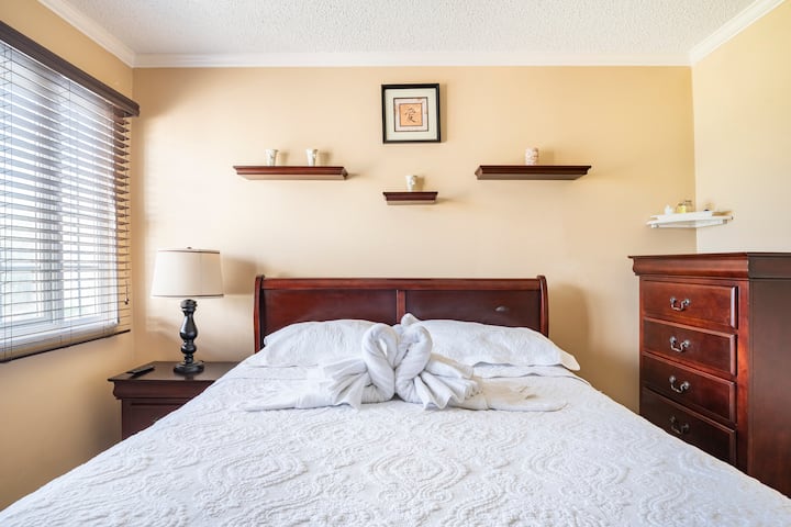 غرفة النوم 1