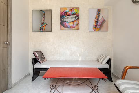 Popular Airbnb listing: The Poop Studio in Venustiano Carranza