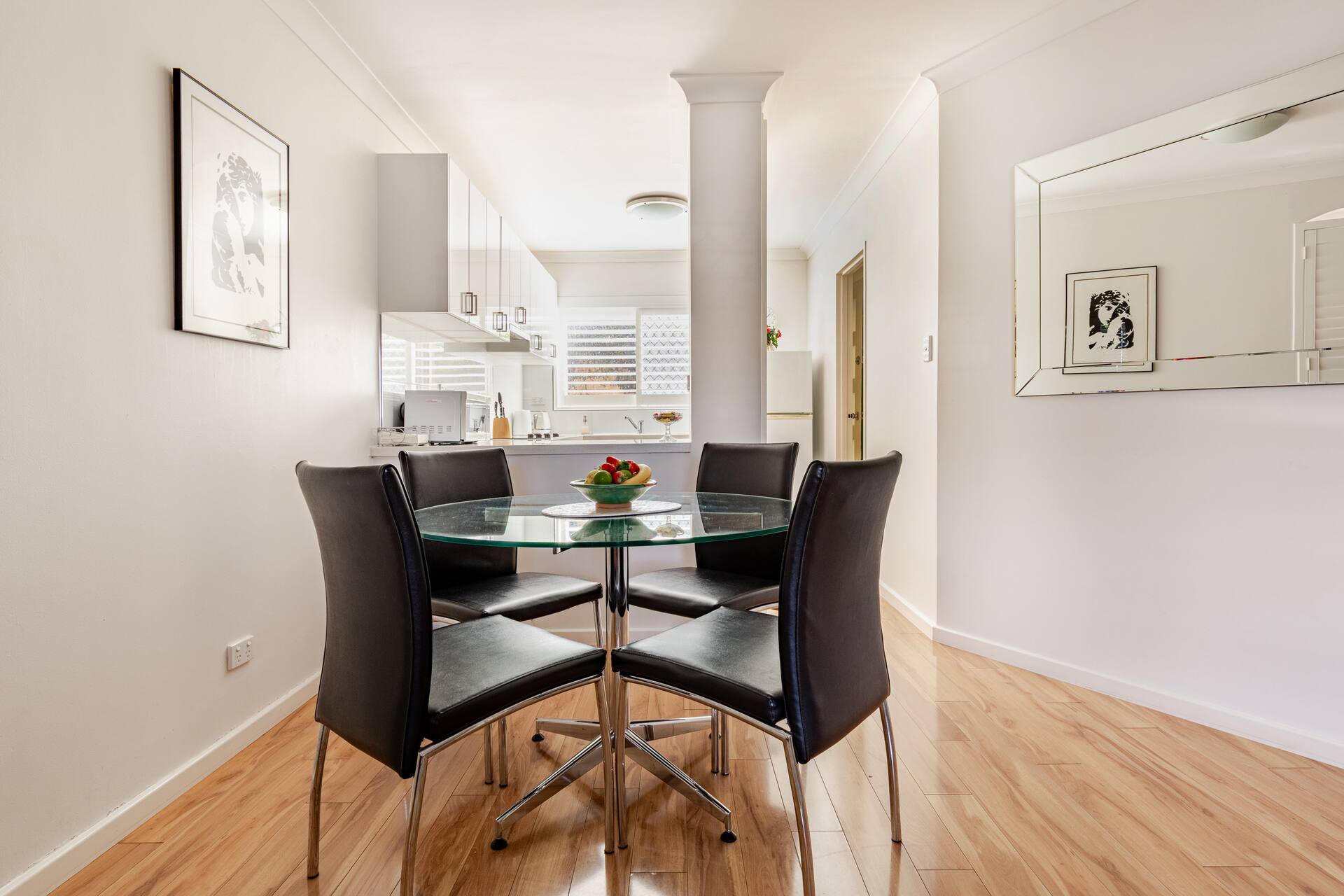 Subiaco Executive/Holiday Apartment — photo 2