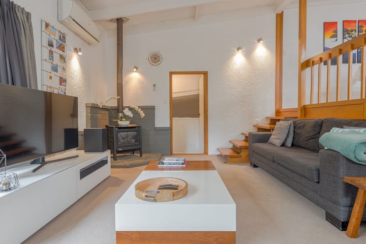 Large Torbay Home: Short Walk To Two Beaches - Auckland