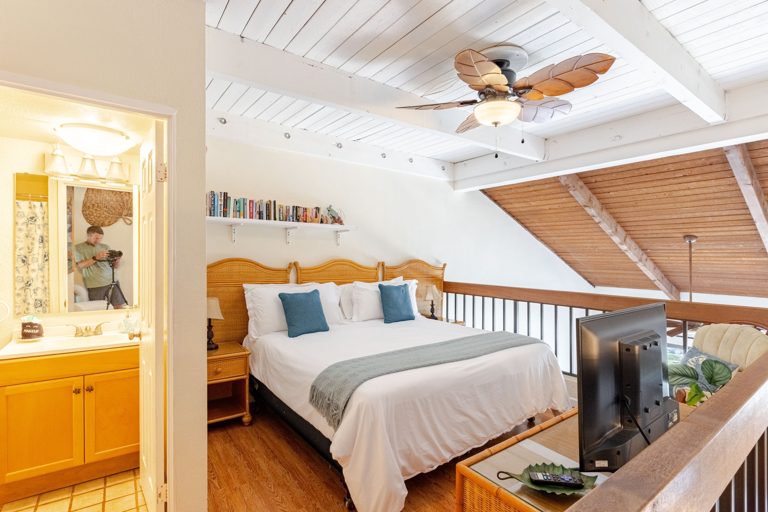 Condo in Kihei · ★4.84 · 2 bedrooms · 3 beds · 2 private baths - Image 2