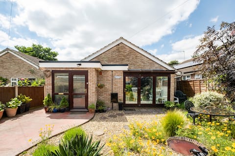 Reabrook Treasure - a bungalow by the Brook