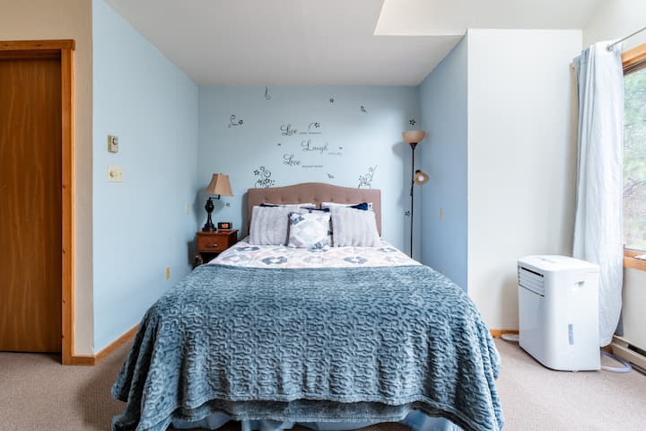 საძინებელი 1