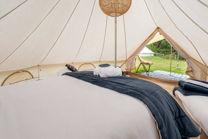 Springview Farm Glamping – Farm stay gallery image 3
