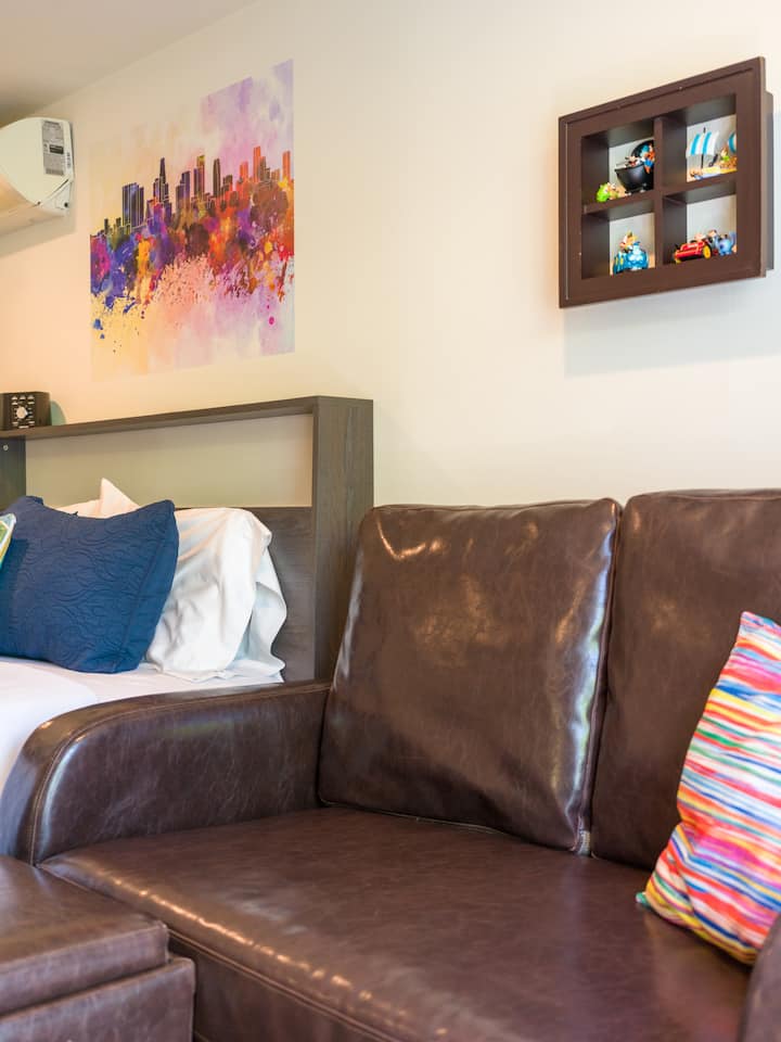 Totally Private Mini-studio With Patio - Los Angeles, CA