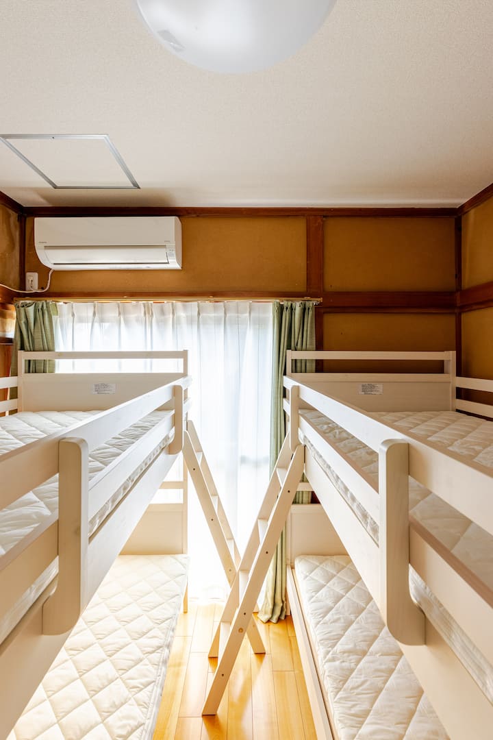 საძინებელი 4