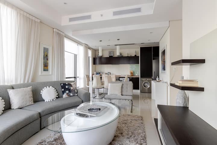 Ubuntu Haven: Luxury Sandton 1-bed With Bath - Sandton