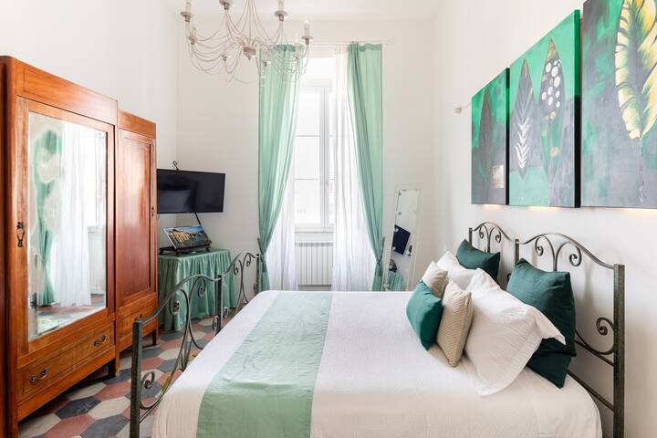 Romance al Colosseo gallery image 5