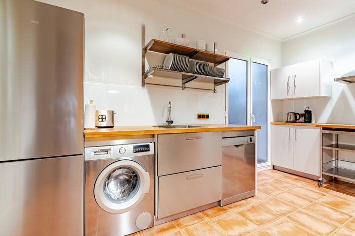 Luxury stay in the heart of the city, brand new gallery image 3