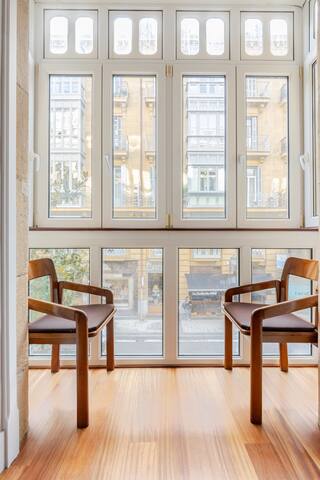 Luxury stay in the heart of the city, brand new gallery image 5