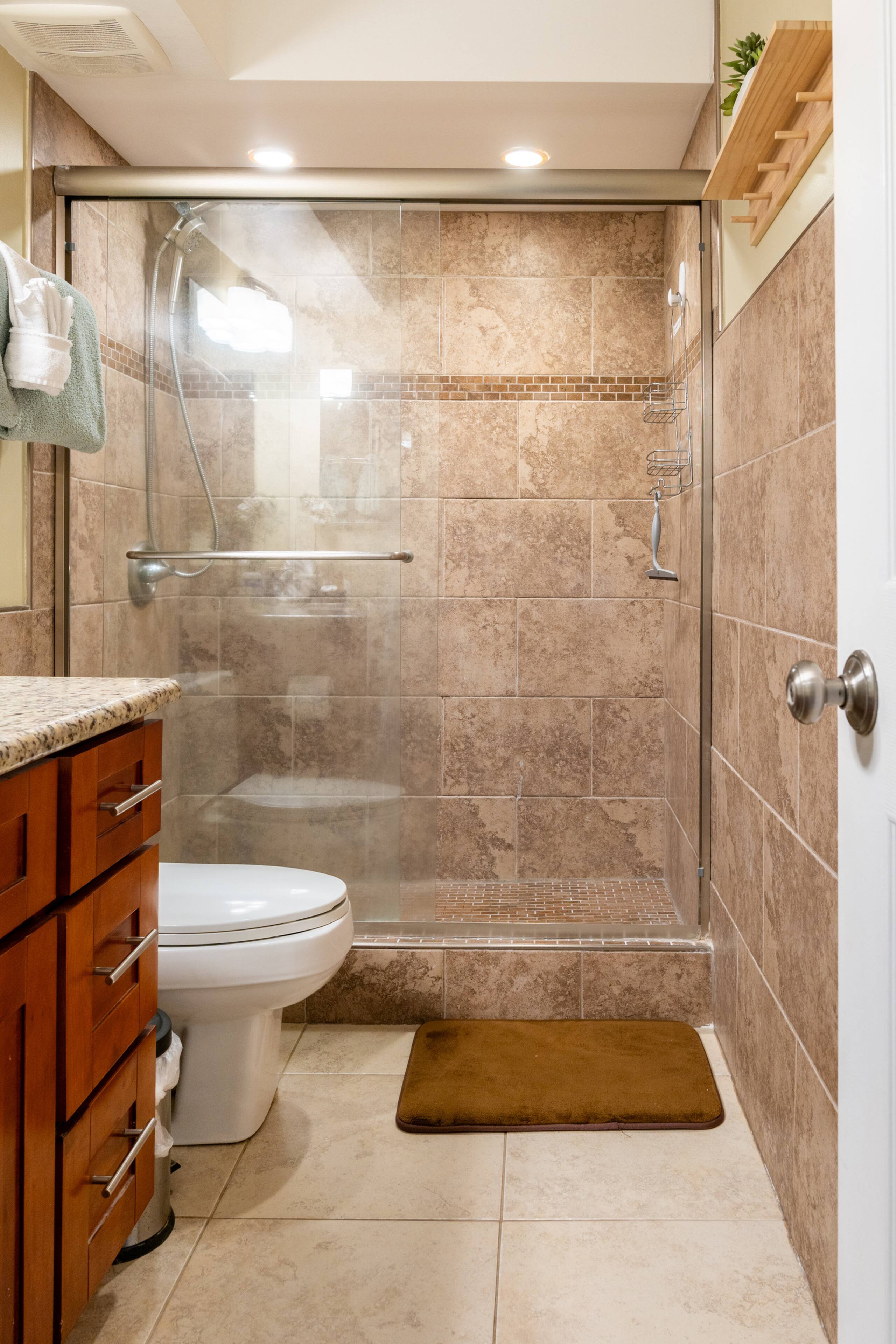Condo in Kihei · ★4.83 · 1 bedroom · 2 beds · 1 bath - Image 21