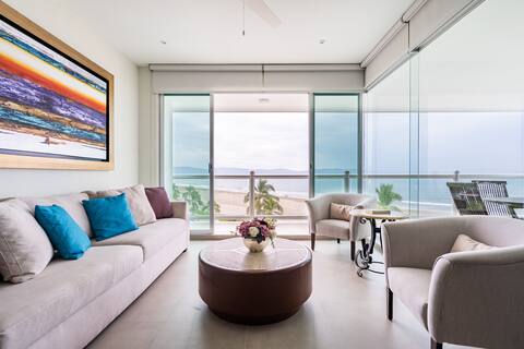 Nvo. Vallarta 505, beautiful oceanfront apartment.