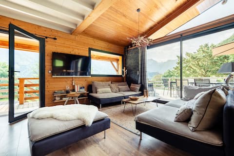 Trendy, refined cottage with Nordic spa