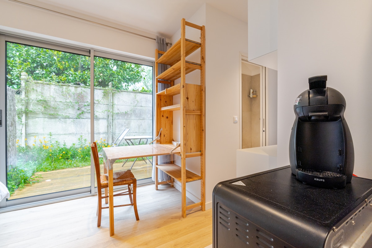 Top performing Airbnb: Independent studio with all the comforts in Marcq En Bar½ul
