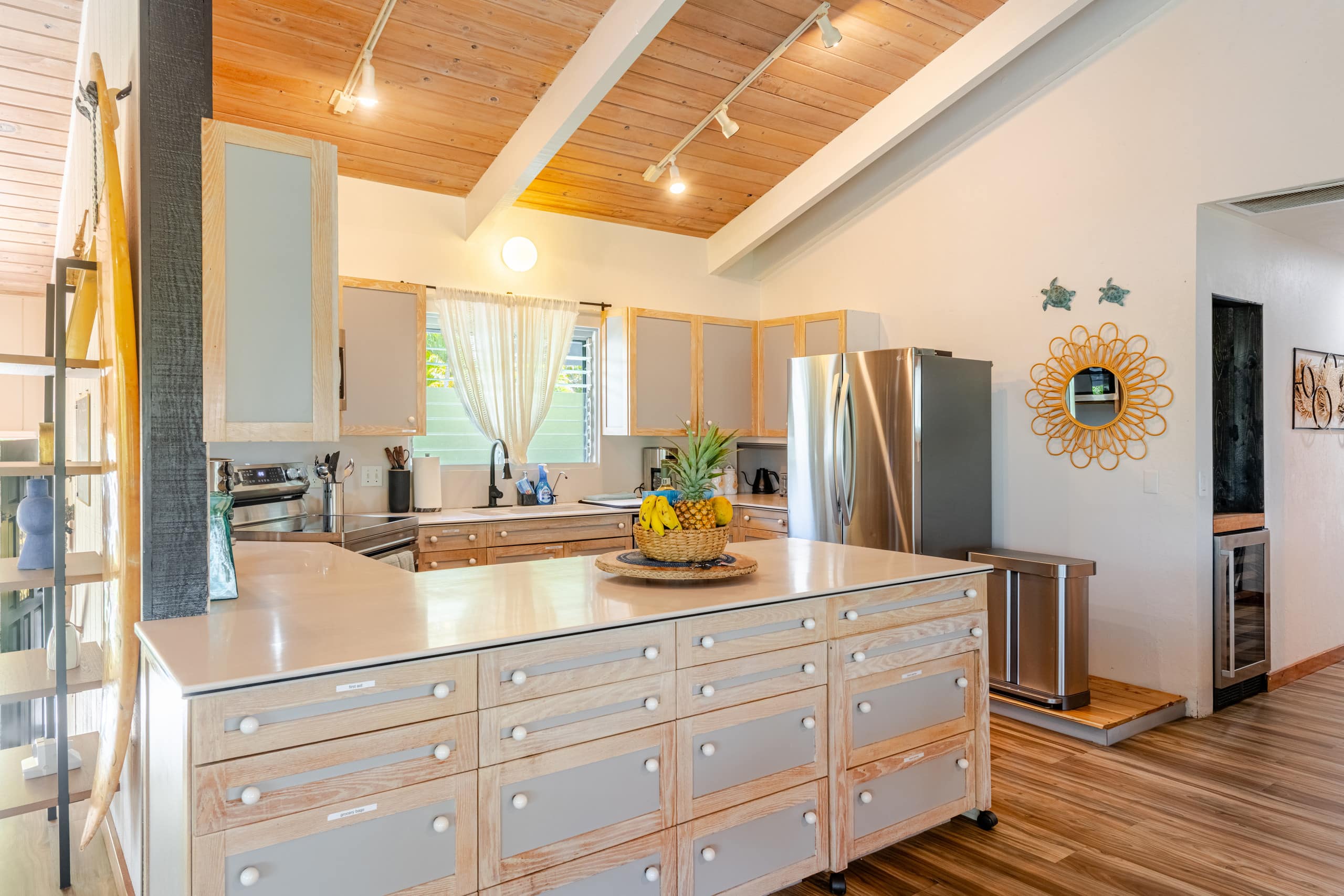 Home in Kailua-Kona · ★4.91 · 3 bedrooms · 5 beds · 3 private baths - Image 7