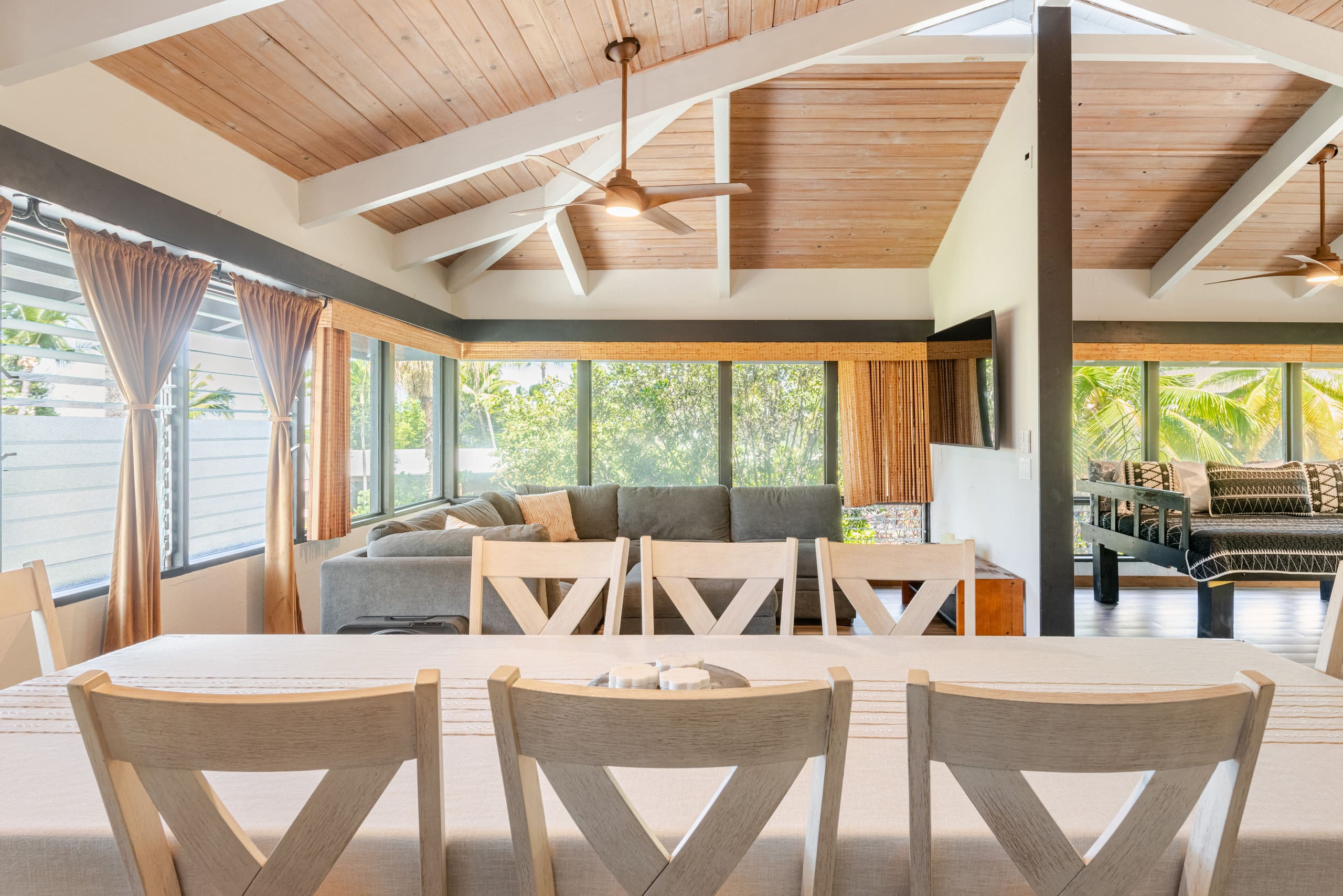 Home in Kailua-Kona · ★4.91 · 3 bedrooms · 5 beds · 3 private baths - Image 14