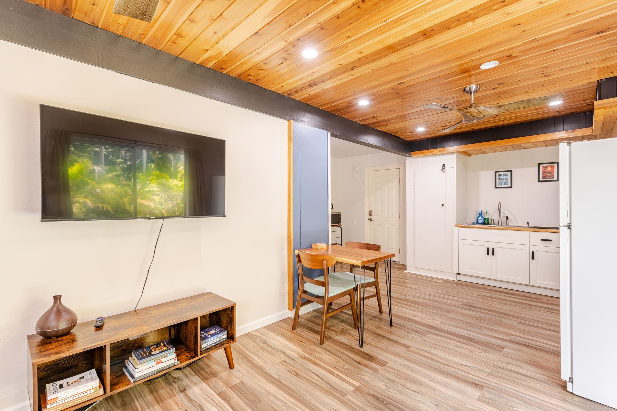 Home in Kailua-Kona · ★4.91 · 3 bedrooms · 5 beds · 3 private baths - Image 16