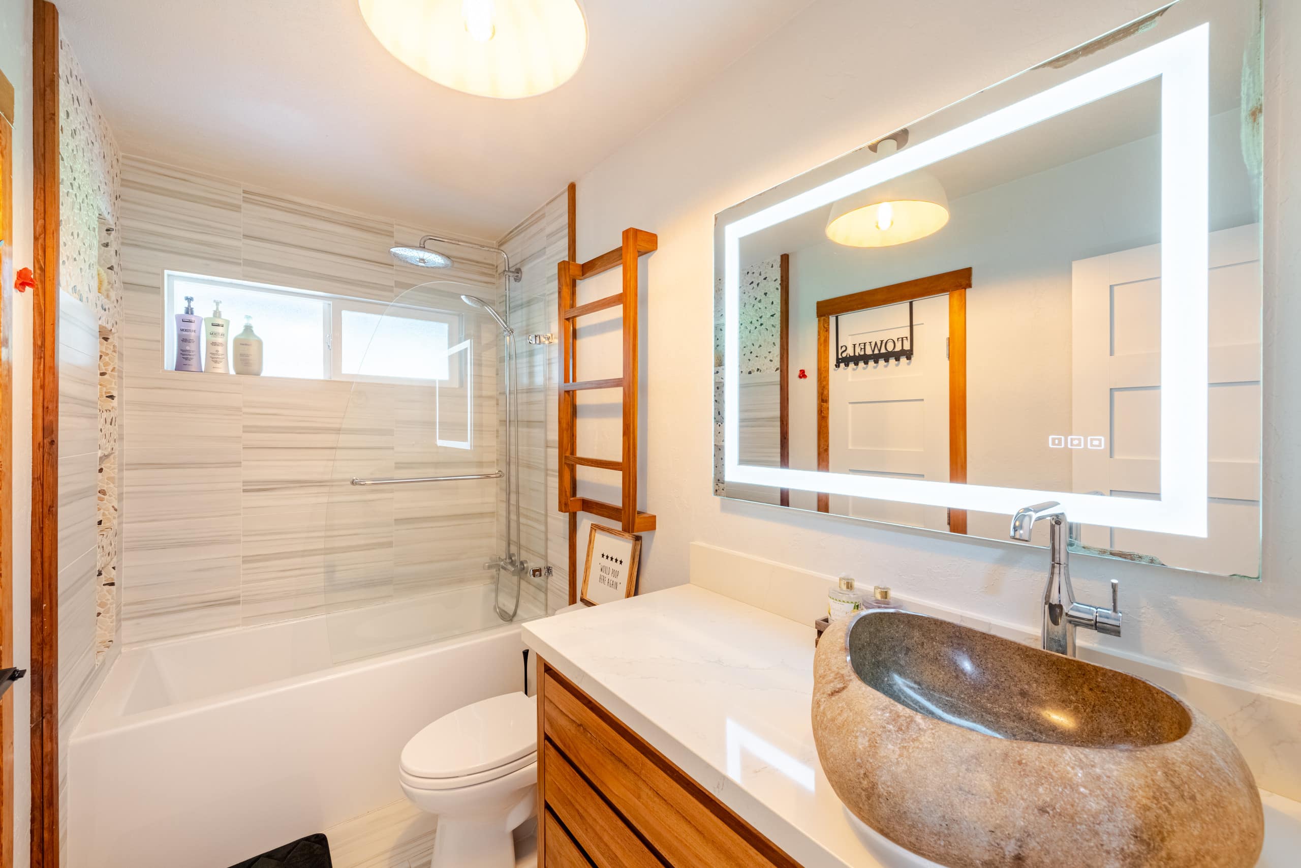 Home in Kailua-Kona · ★4.91 · 3 bedrooms · 5 beds · 3 private baths - Image 28