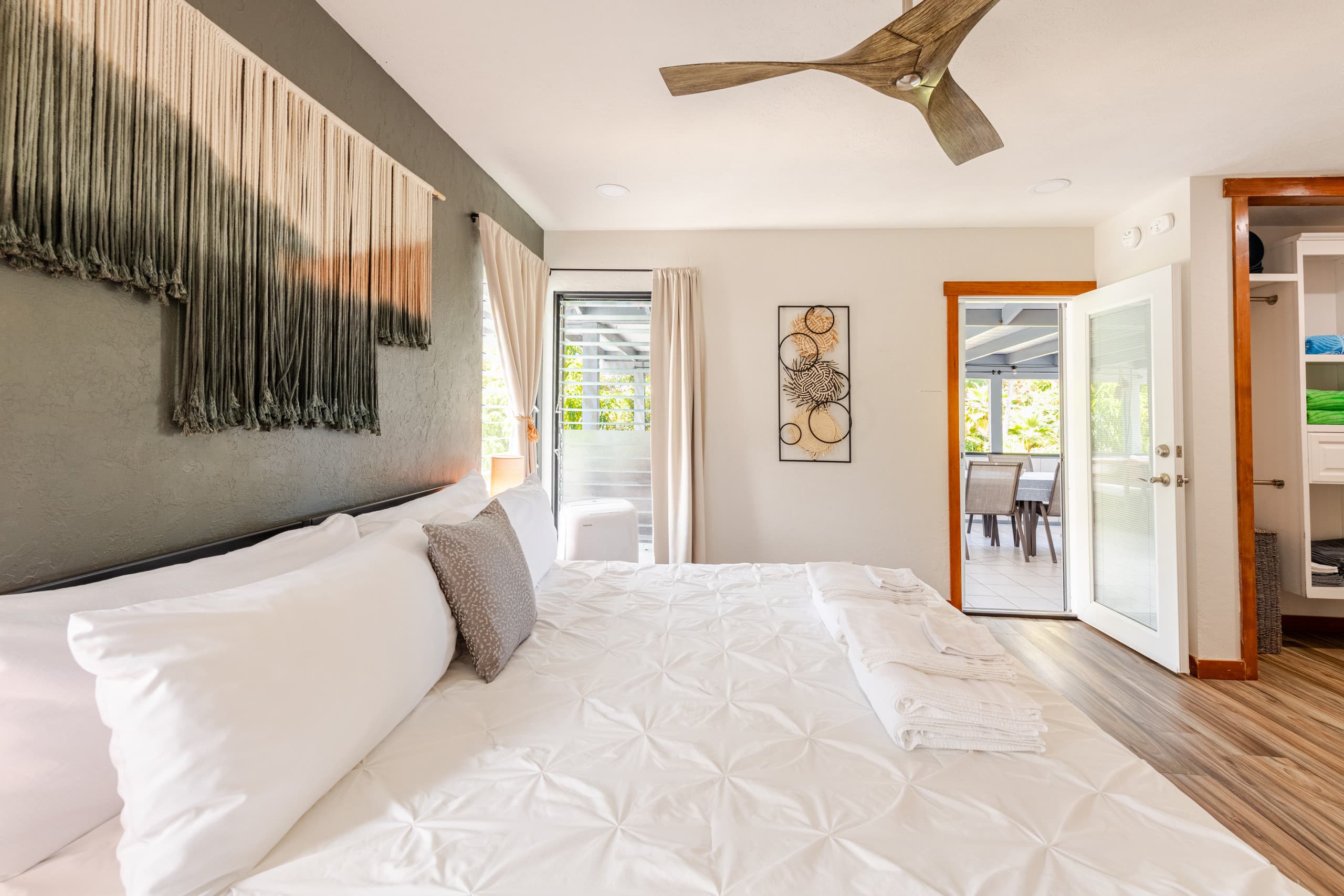 Home in Kailua-Kona · ★4.91 · 3 bedrooms · 5 beds · 3 private baths - Image 21