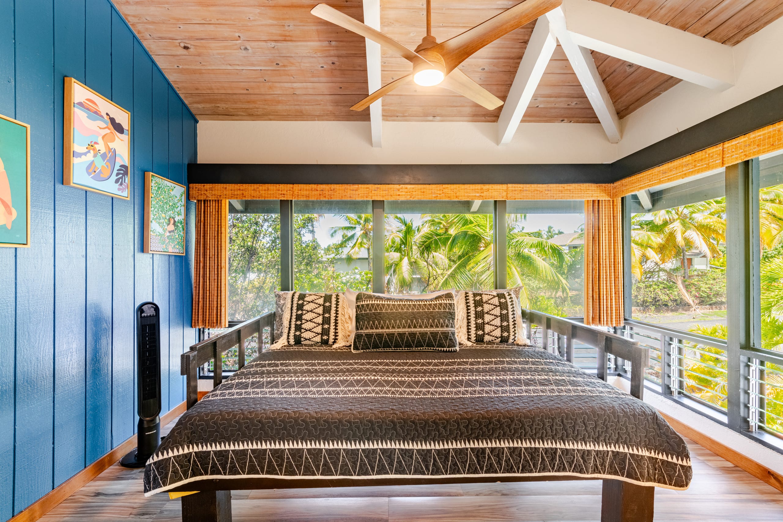 Home in Kailua-Kona · ★4.91 · 3 bedrooms · 5 beds · 3 private baths - Image 5