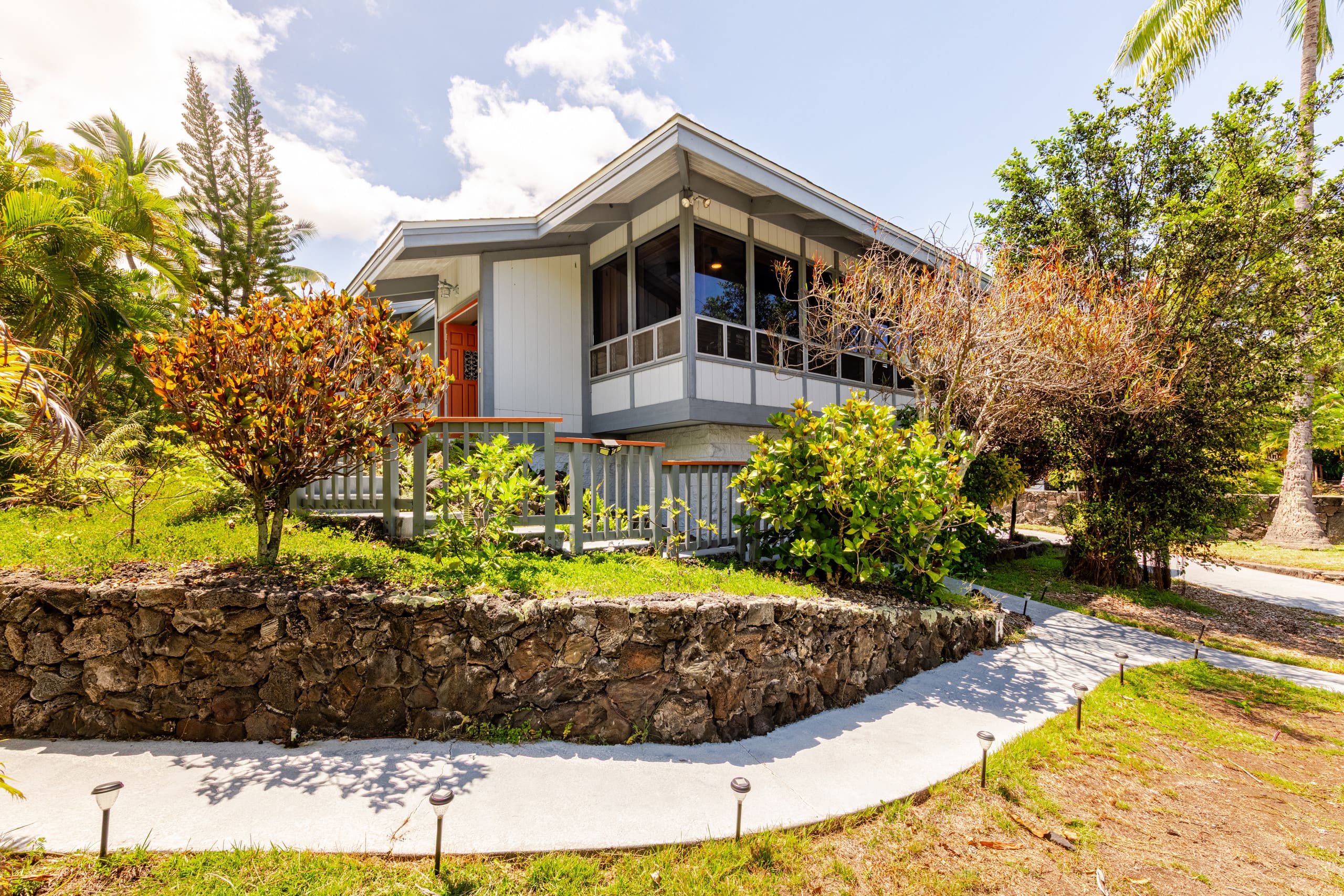 Home in Kailua-Kona · ★4.91 · 3 bedrooms · 5 beds · 3 private baths - Image 55