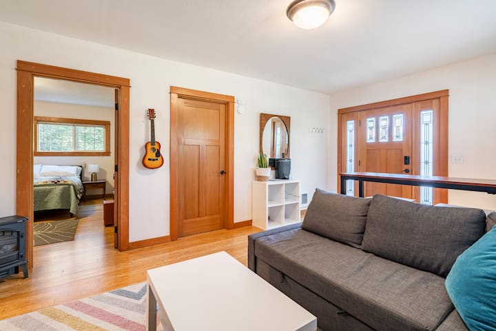 Cottage Near Airport, Amenities & River Path - Eugene, OR