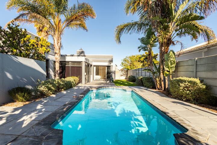 Cape Town Holiday Home gallery image 4