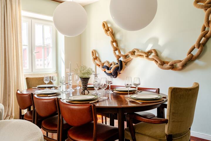 Quiet location charming outdoor space 8 people gallery image 3