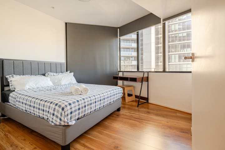 Panoramic View, 3BR, 2BTH, Free Wifi, 2 Car Space gallery image 2