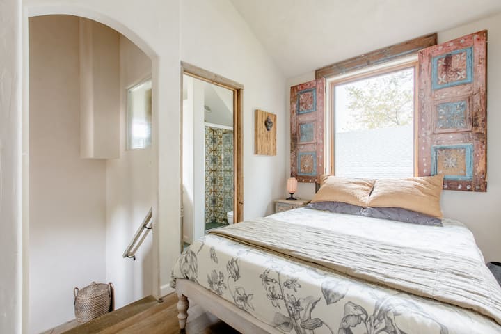 Nurturing zen bedroom