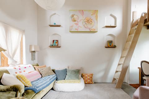 Romantic, Moroccan-Influenced Cottage