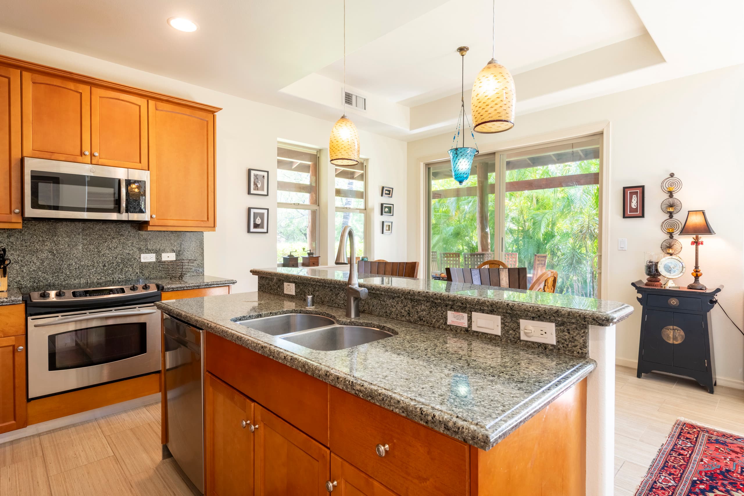 Townhouse in Waimea · ★4.96 · 2 bedrooms · 3 beds · 2 baths - Image 13